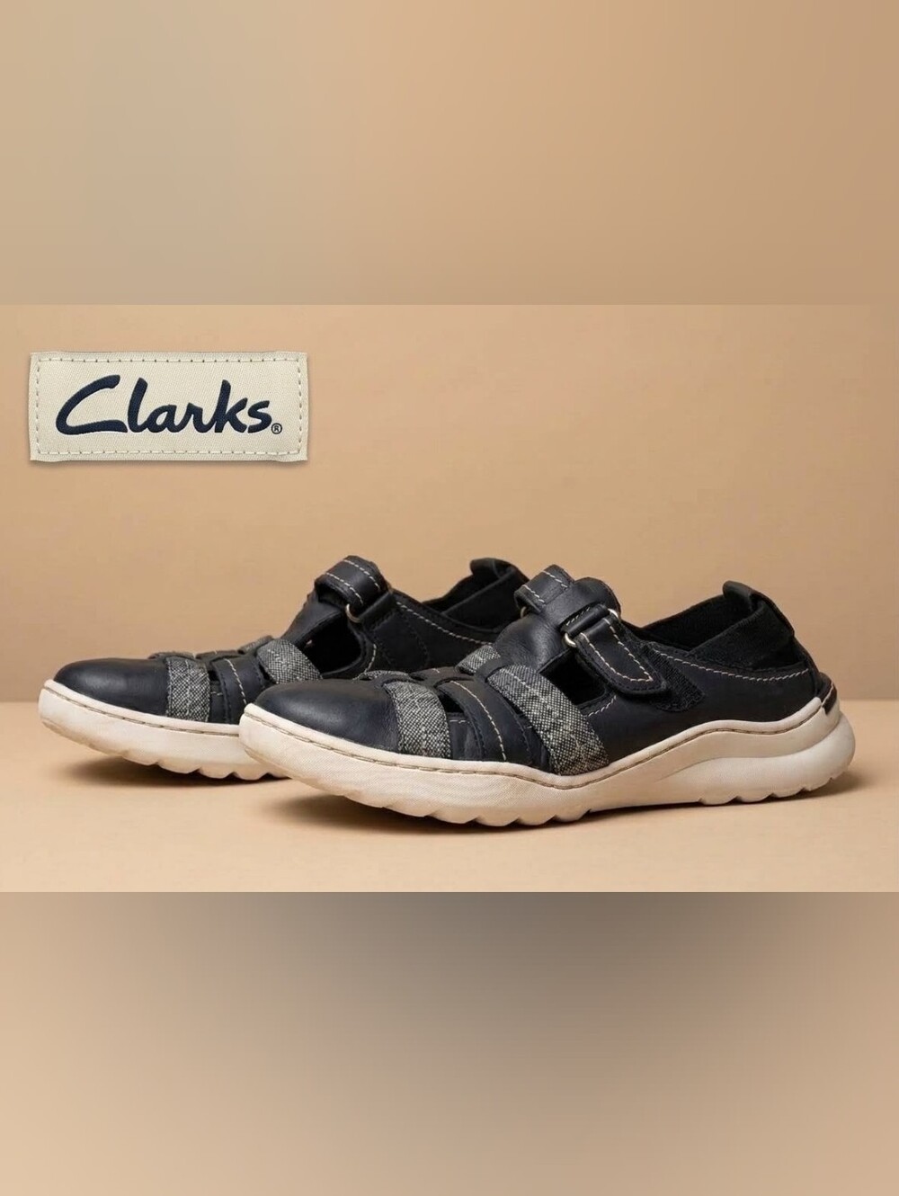 Clarks Comfort Walking Sandals - Women's Size 8.5